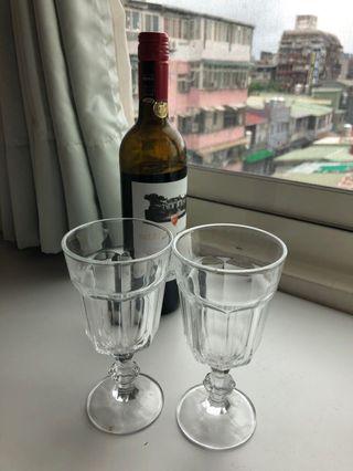 玻璃杯