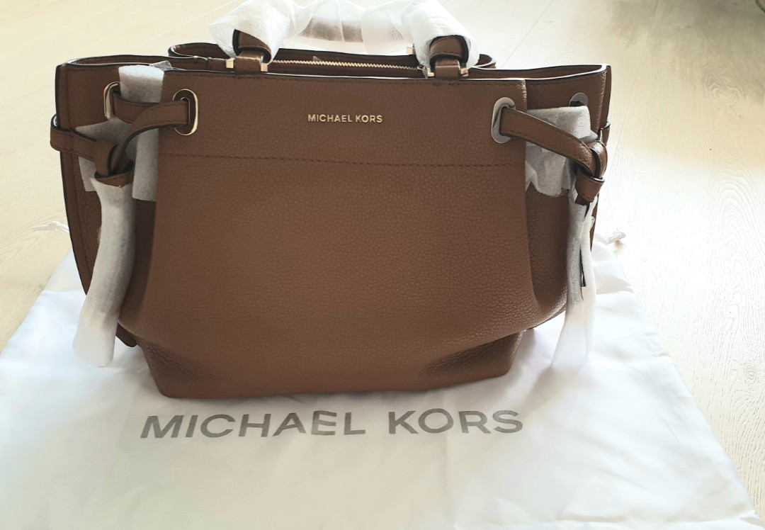 michael kors greta satchel