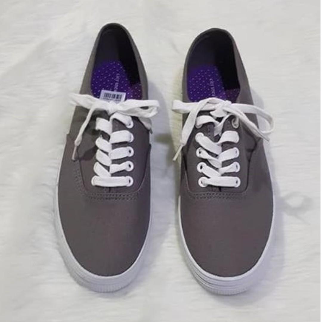 Payless vans hot sale