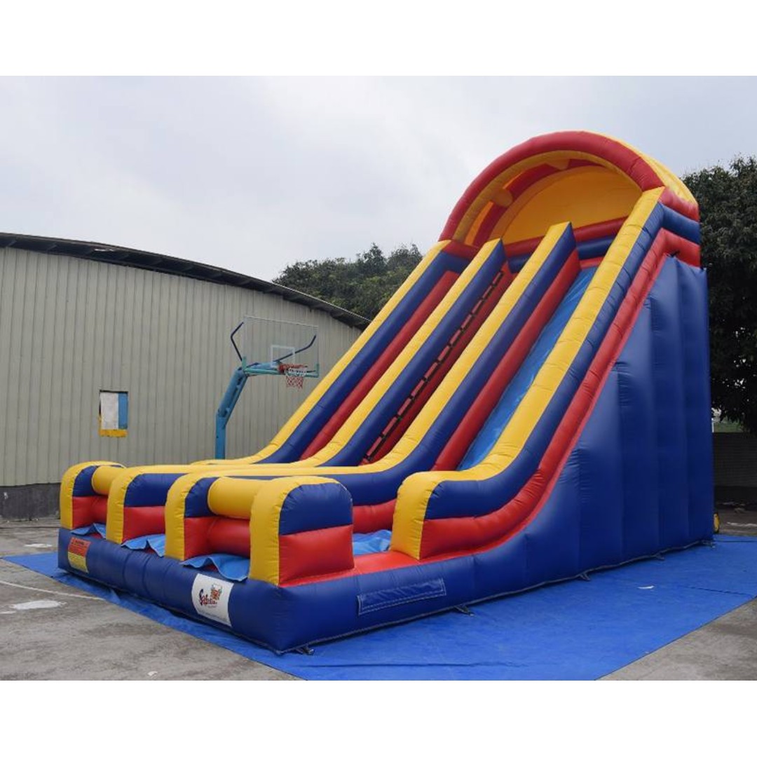 Giant Inflatable Slides, Hobbies & Toys, Toys & Games on Carousell