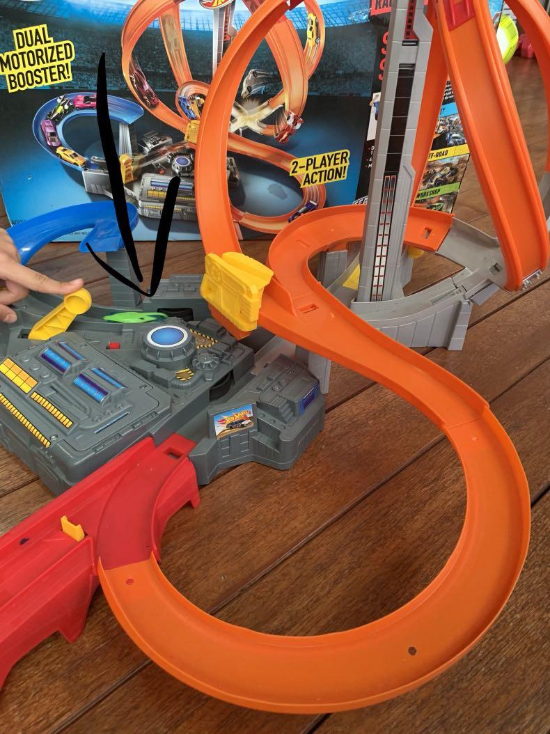 Hot wheels Spin Storm Track Set Dual motorized booster Hobbies