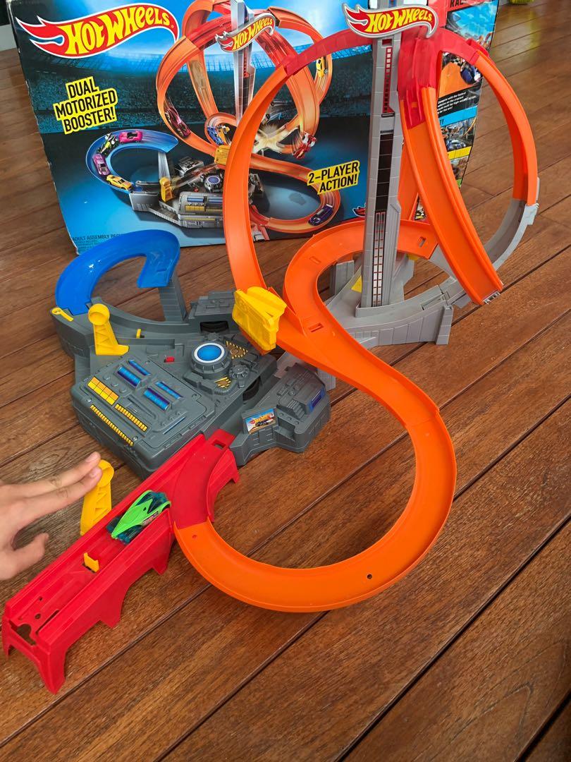 hot wheels dual motorized booster