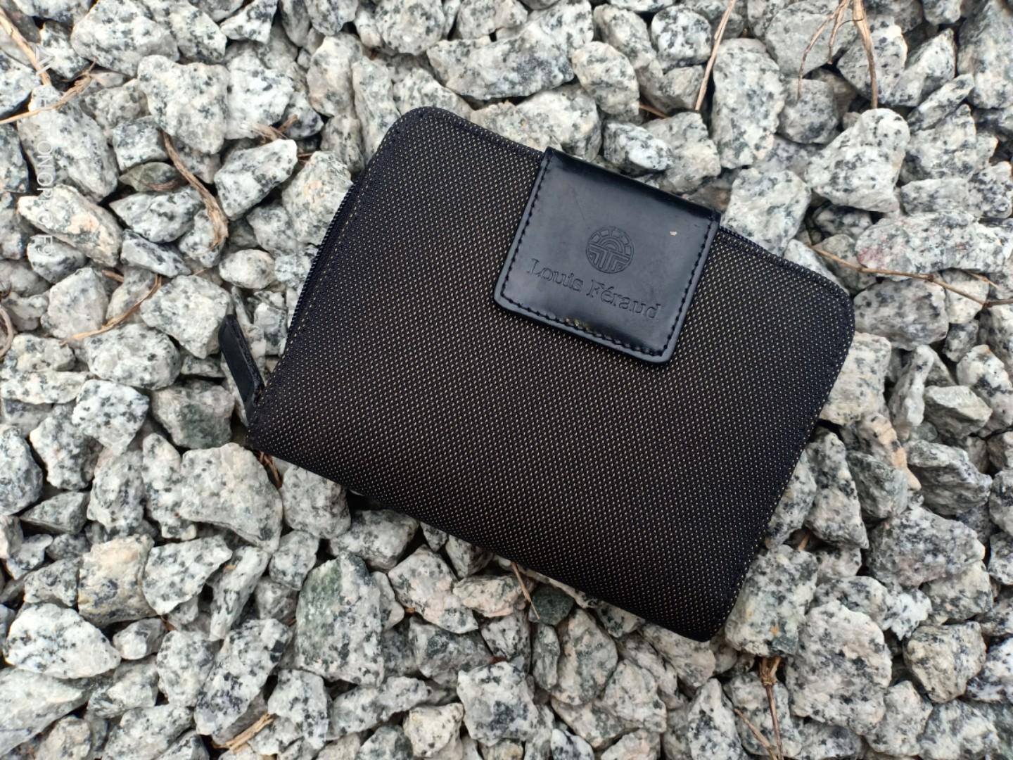 Louis deals feraud wallet