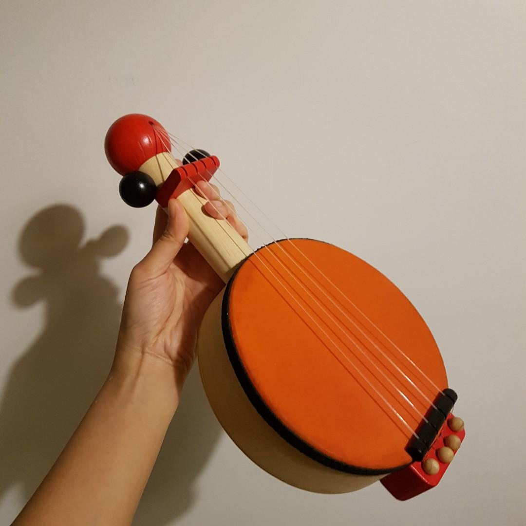 plan toys banjo
