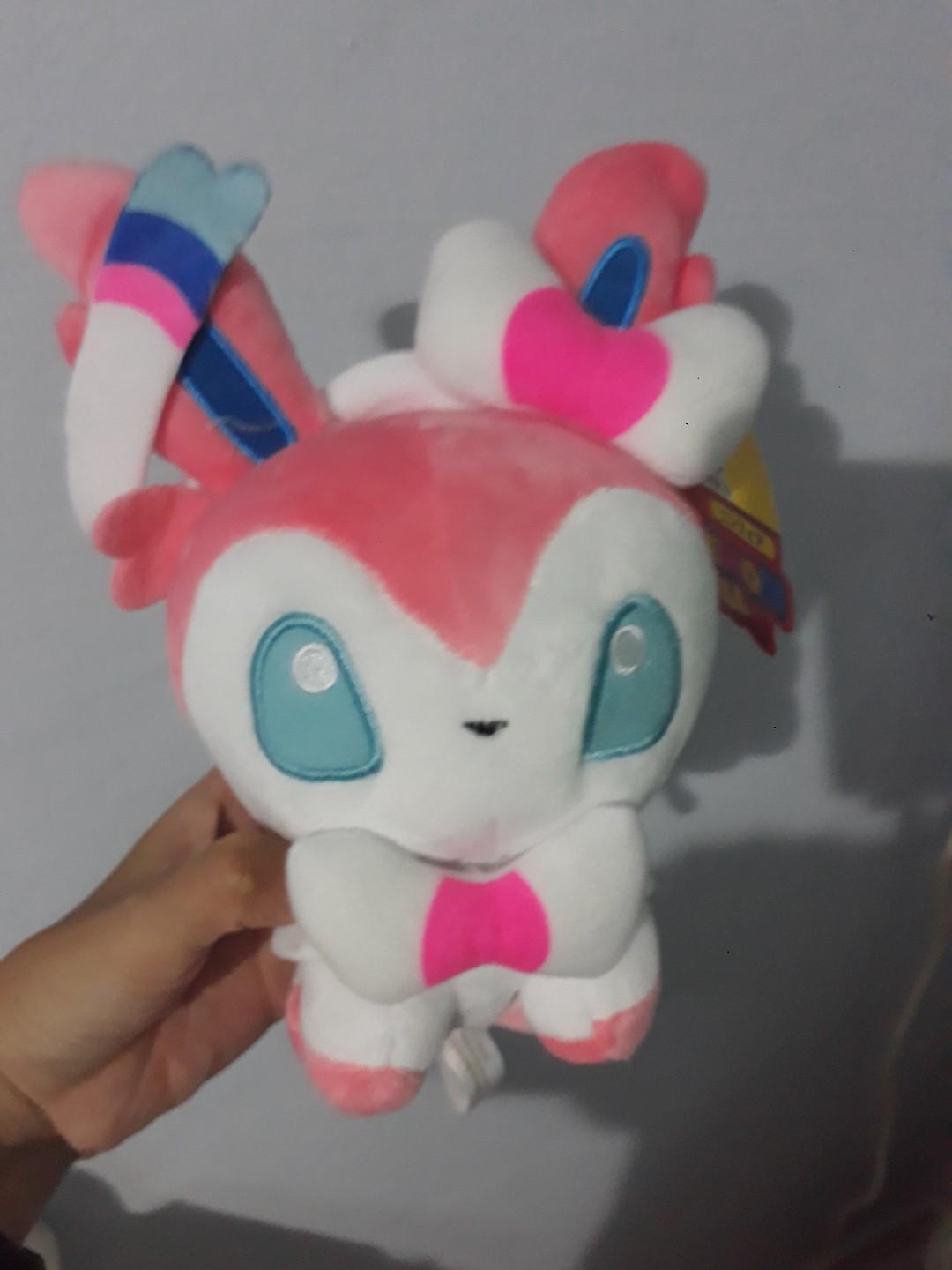 sylveon pokedoll
