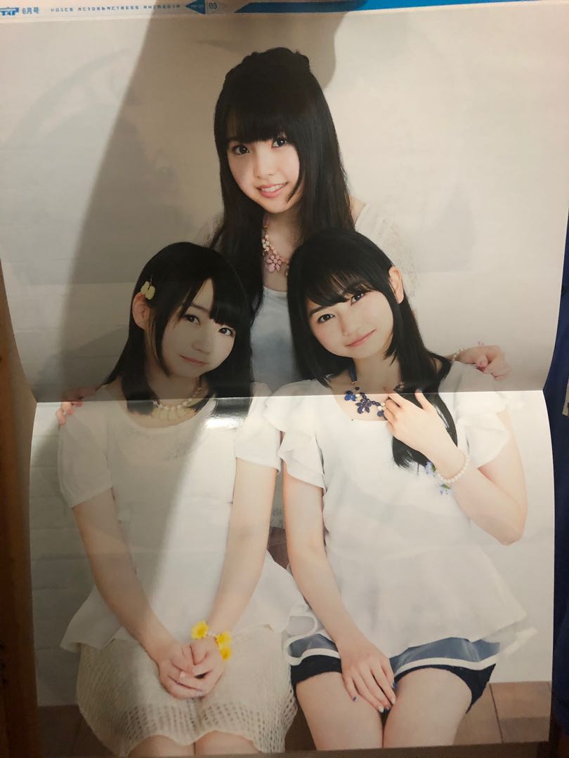 聲優poster Trysail 麻倉桃雨宮天夏川椎菜保存良好 日本明星 Carousell