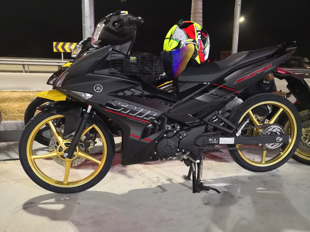 yamaha sniper 150 black