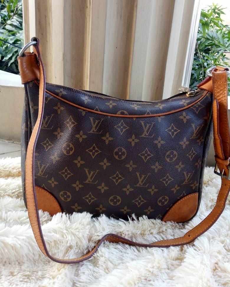 Tas LV sling bag vintage, Barang Mewah, Tas & Dompet di Carousell