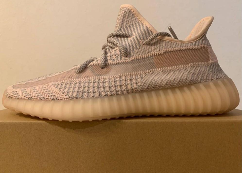 yeezy synth 9 5 Footwear Carousell Malaysia