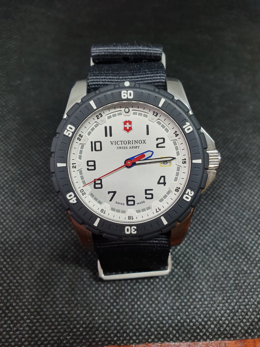 victorinox maverick sport