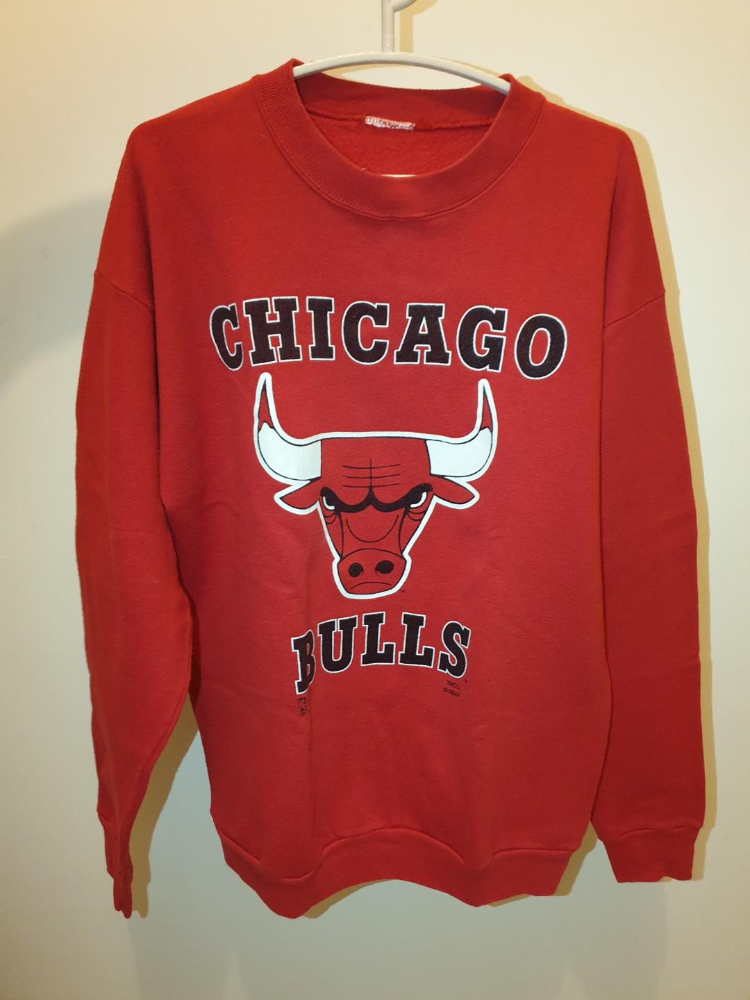 chicago bulls sweater