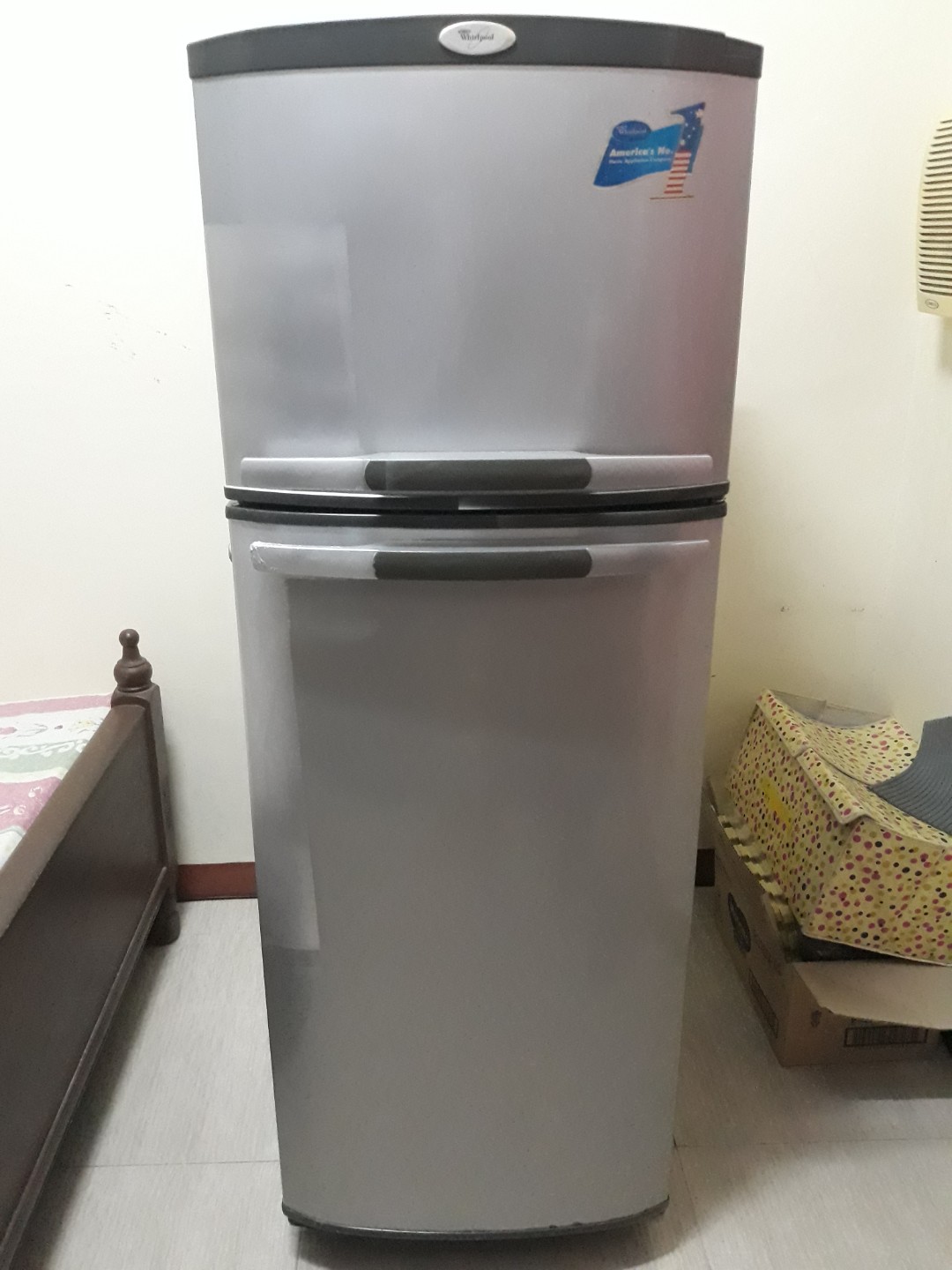 whirlpool refrigerator, TV & Home Appliances, Kitchen Appliances