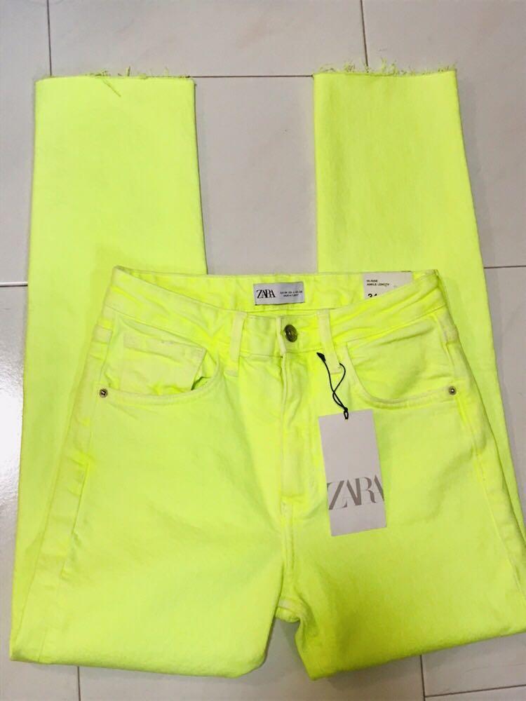 zara neon shorts