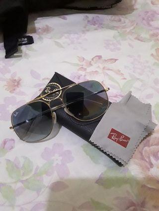 100% Authentic Rayban "The Generals" Gradient blue