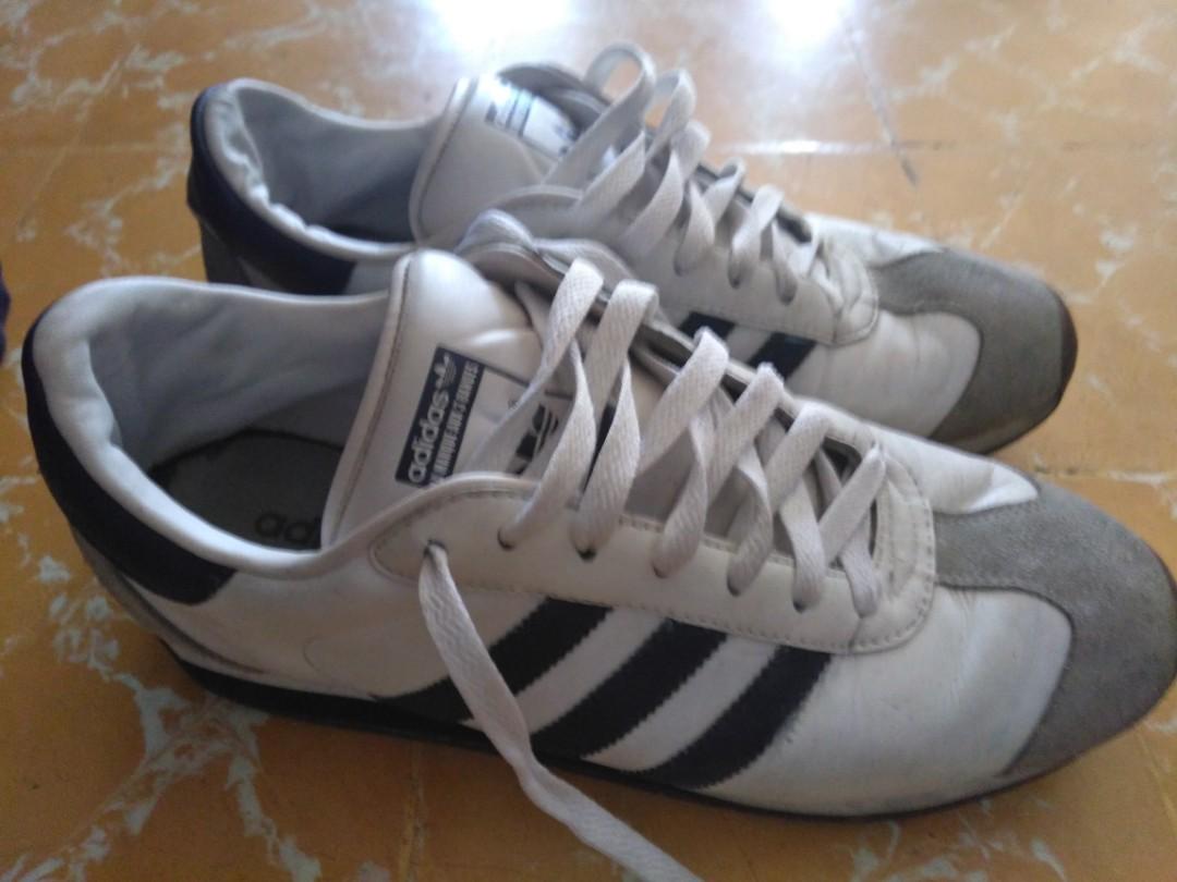 vintage adidas country sneakers