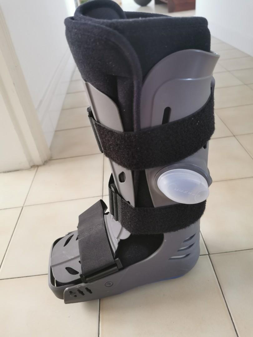 Apollo walker boot, Everything Else on Carousell
