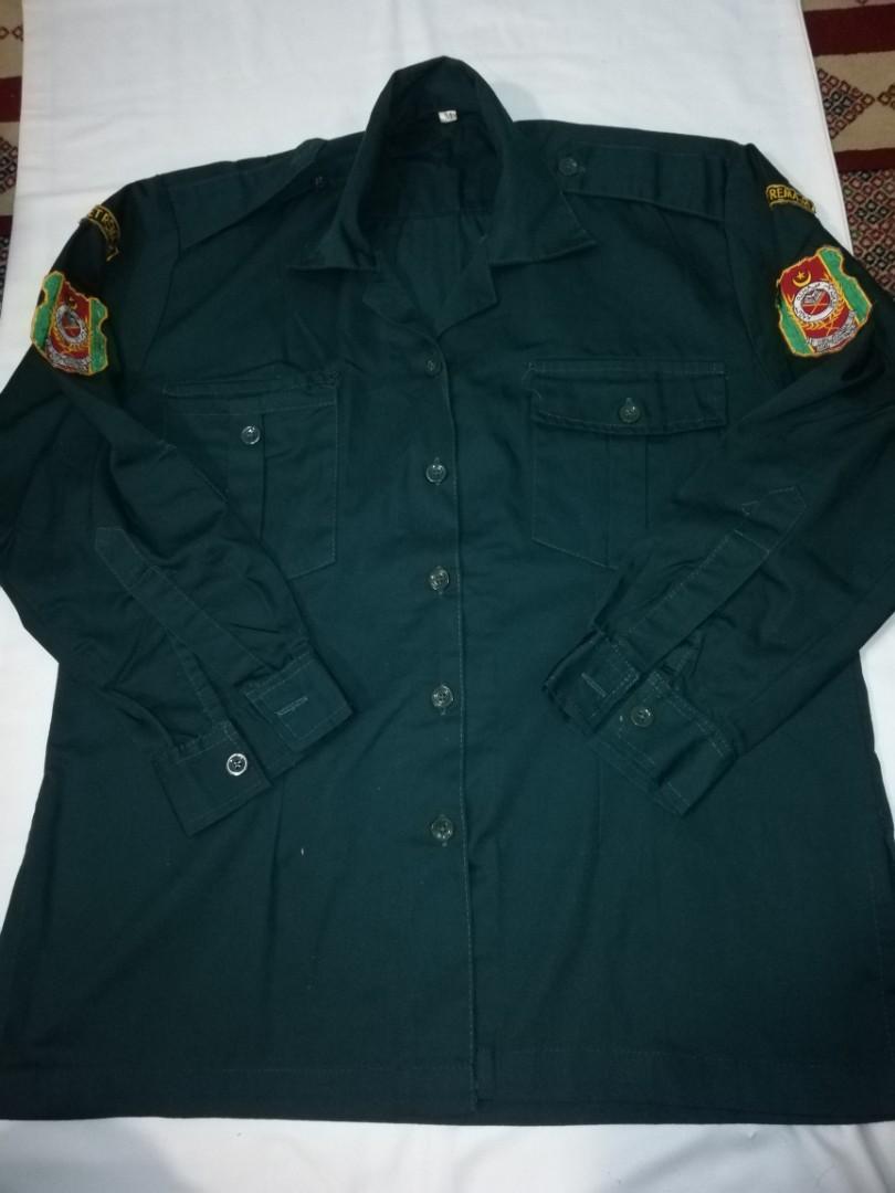 Baju Uniform Krs Kadet Remaja Sekolah 1 Set Men S Fashion Clothes Tops On Carousell
