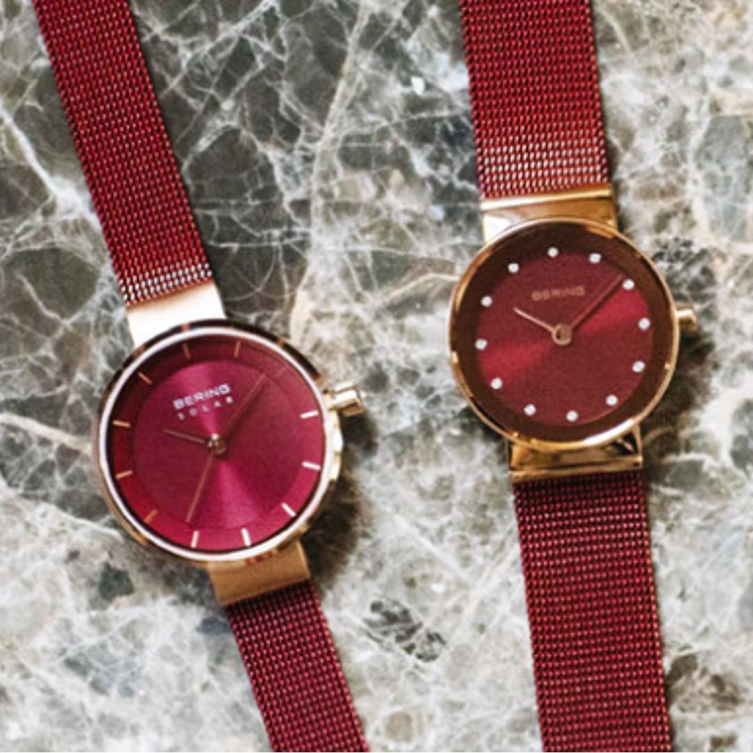 Bering store red watch
