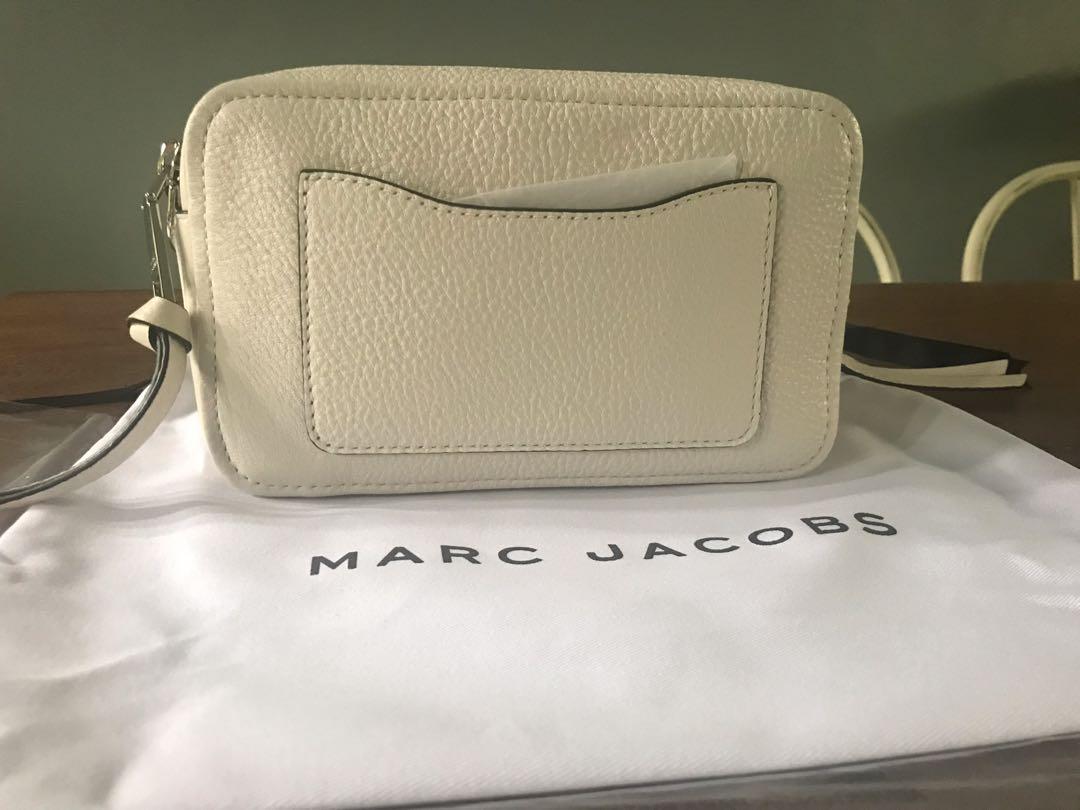 Marc Jacobs The Softshot 21 Crossbody Bag in Grey Leather ref.362751 - Joli  Closet