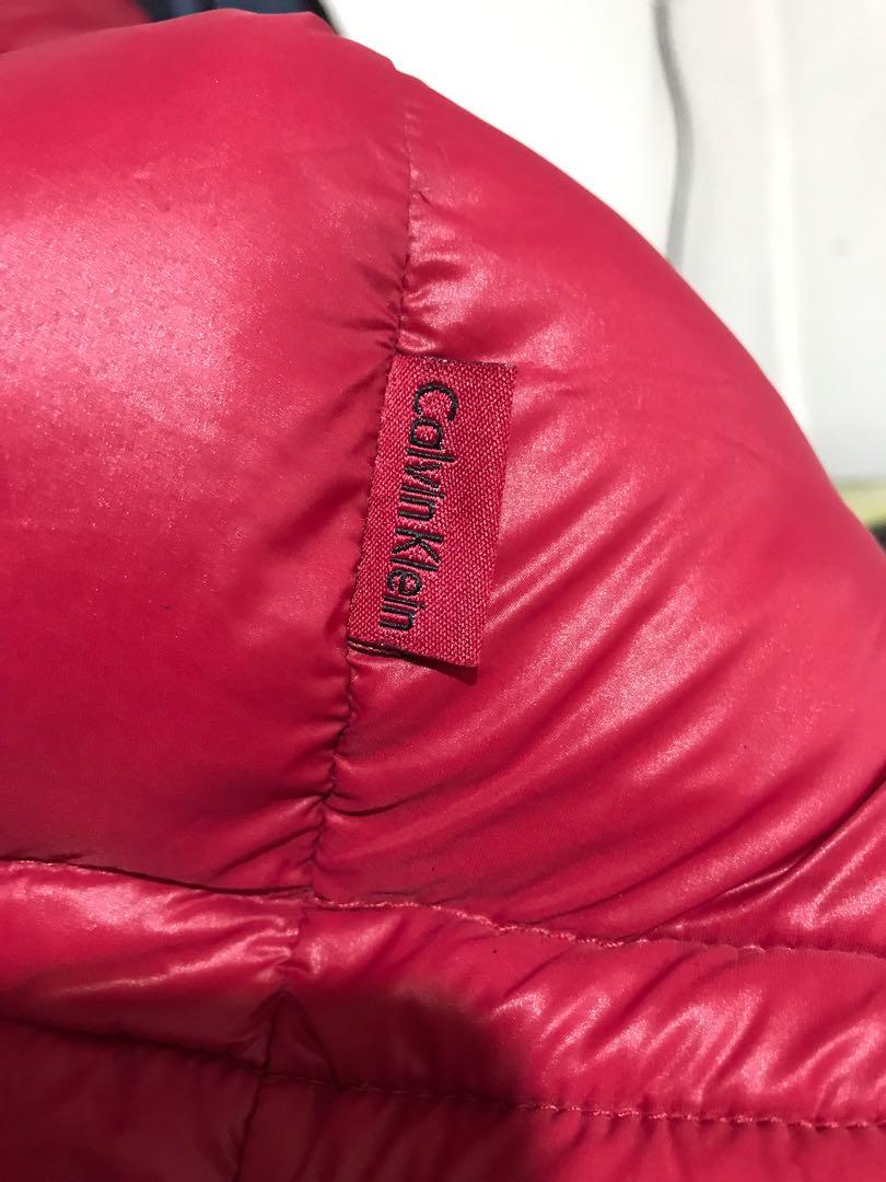 Calvin Klein Packable Down Jacket Original (Category: Coats, Jackets and Outerwear) located in Quezon City. Submitted by good.idea (Listing ID 244609135, Image 3). Description: Original Calvin Klein Packable Premium Down Jacket From U.S. Like new Lightweight .