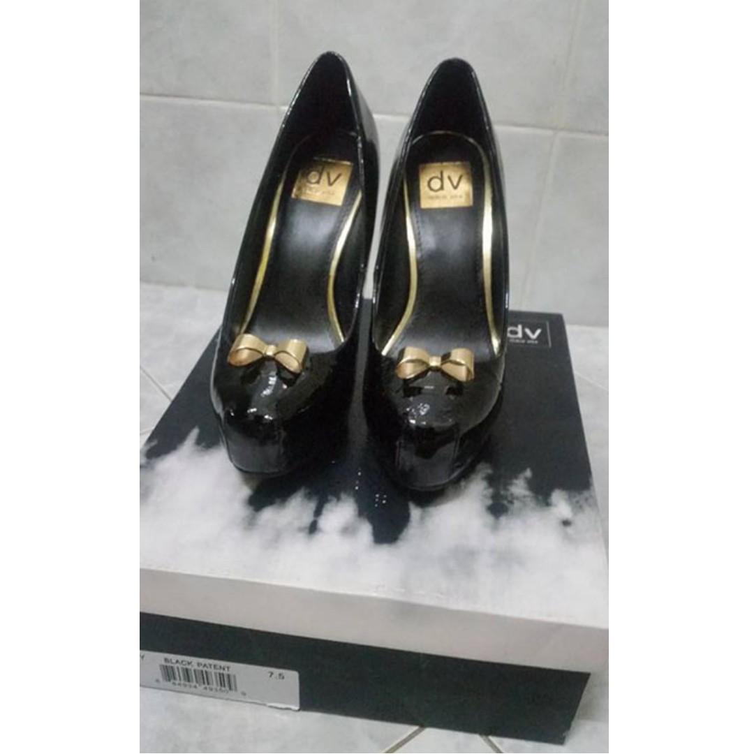 dv heels