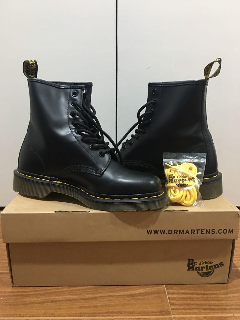 black smooth 1460
