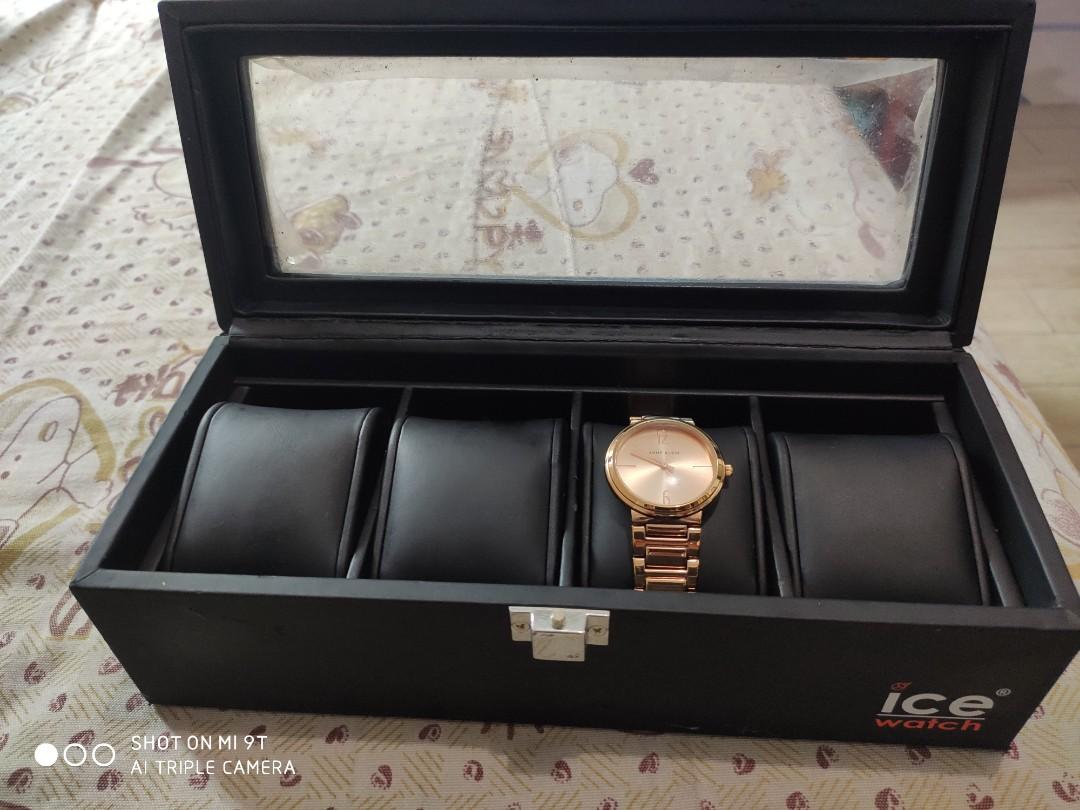 Watch Box 💯✓ Original, Women's Fashion, Watches Accessories, Watches on Carousell