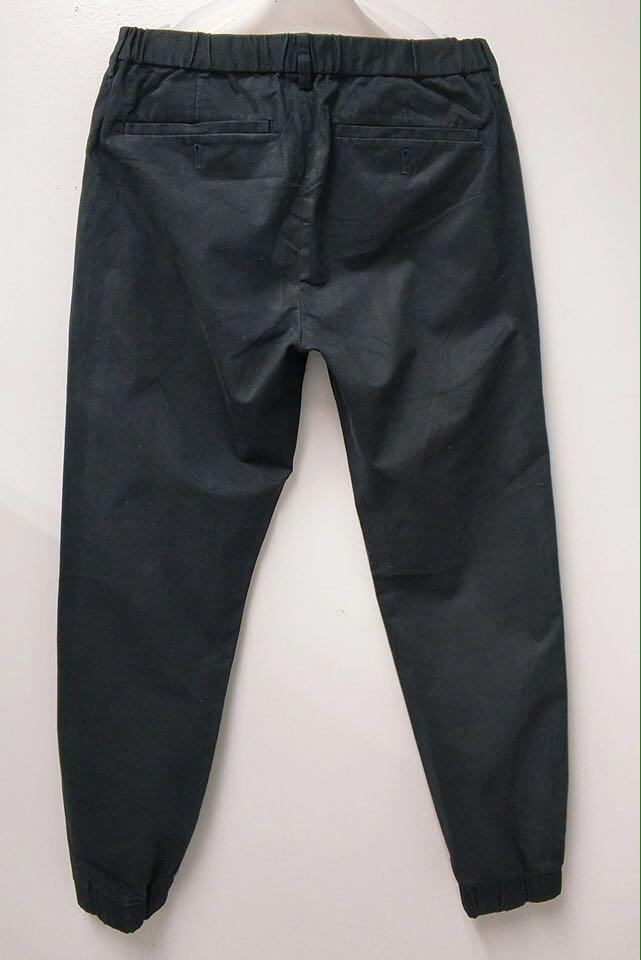 MENS BLACK JOGGERS (Category: Other Bottoms) located in Paranaque City. Submitted by iaandoque (Listing ID 244556470, Image 2). Description: .