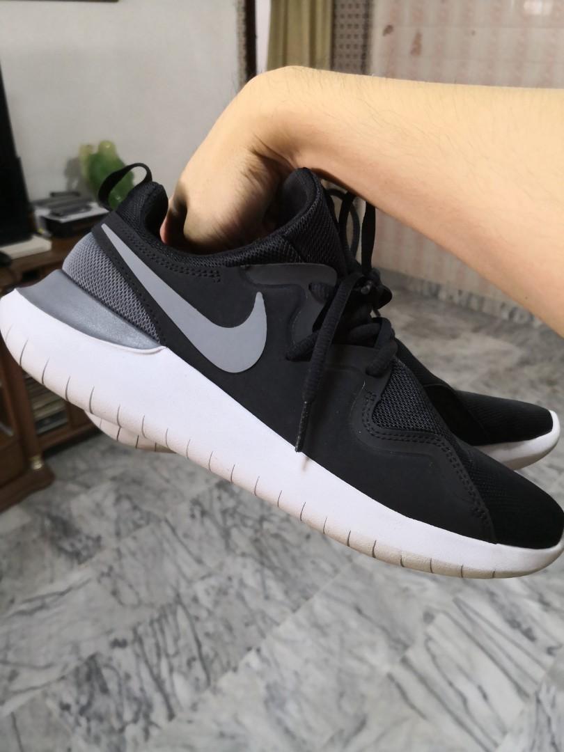 Nike store tessen aa2160