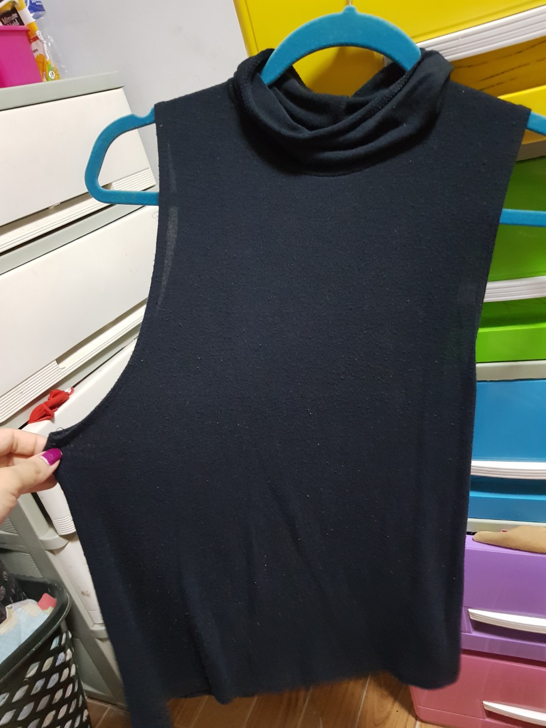 american eagle sweater vest