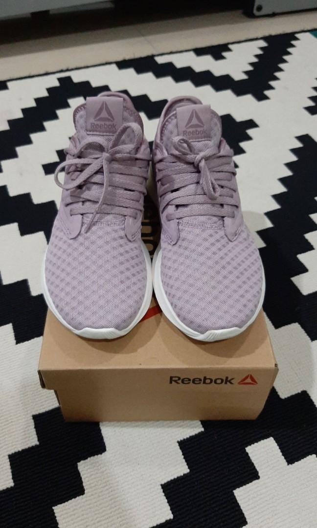 Reebok Run Cruiser with Memory Tech Women s Fashion Footwear