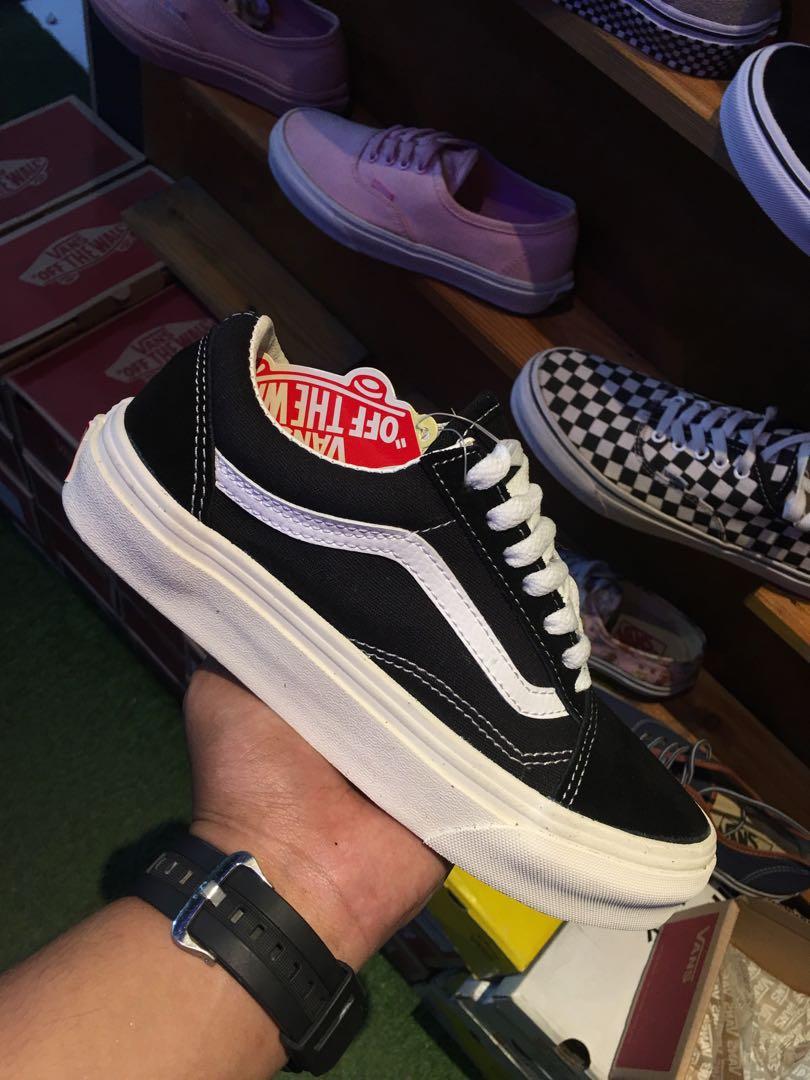 sepatu vans old skool og