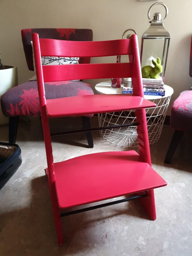 Stokke high chair 2025 red