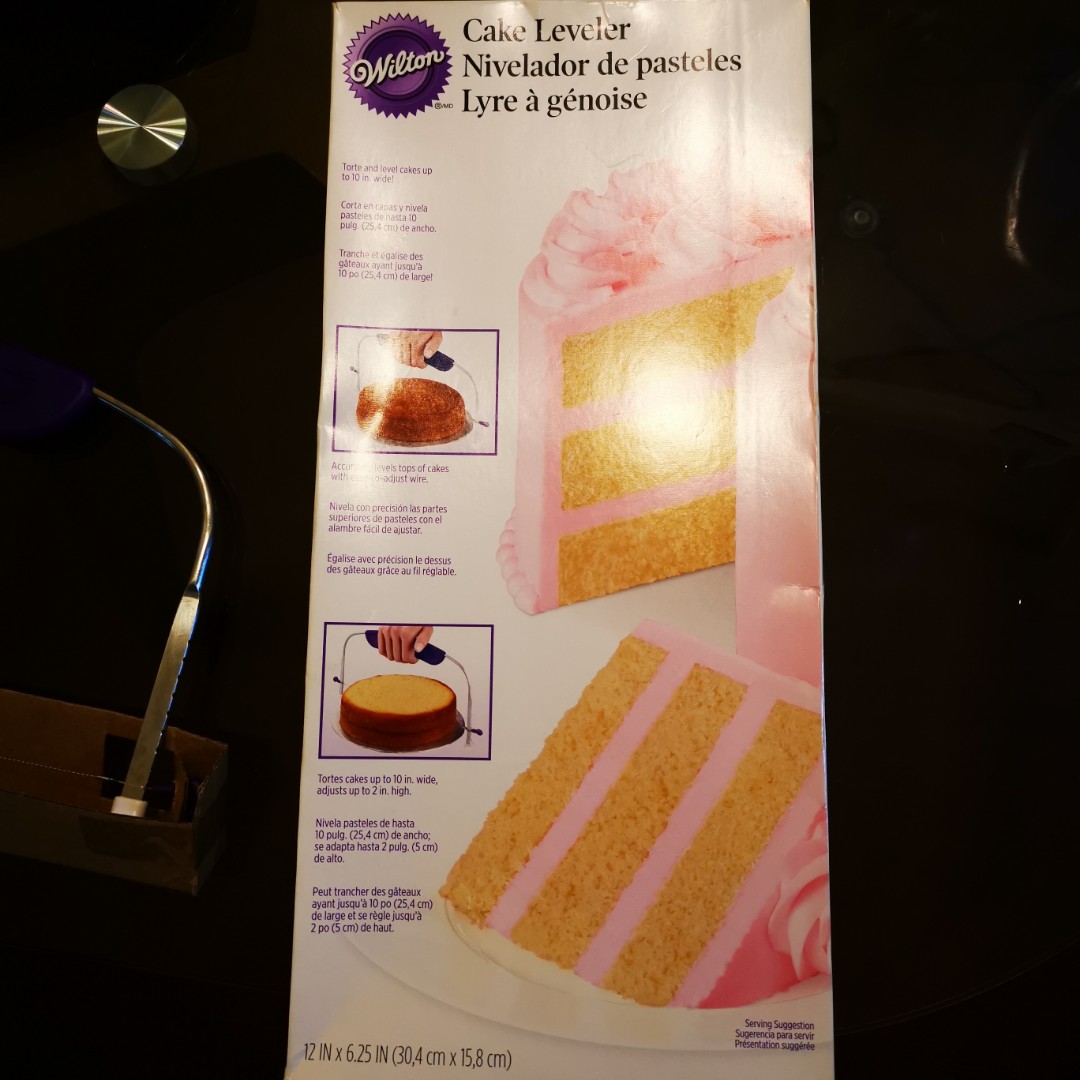 Wilton Cake Leveler, Furniture & Home Living, Kitchenware & Tableware