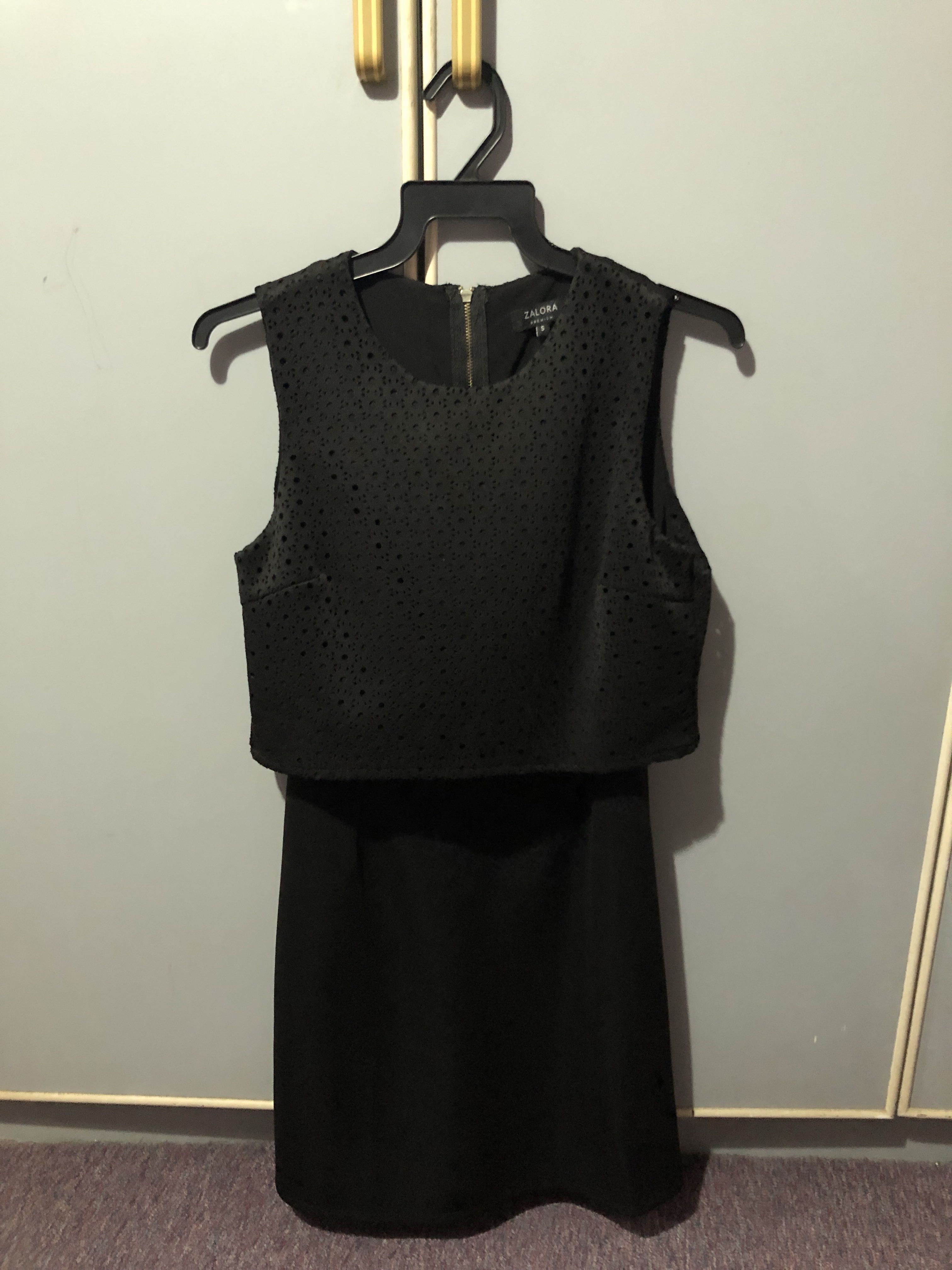 zalora black dress