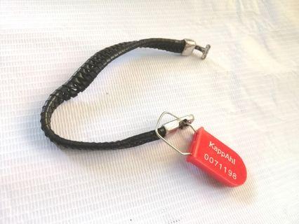 KappAhl leather bracelet