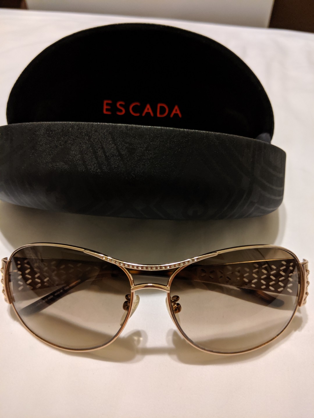 Escada sunglasses 2019 clearance