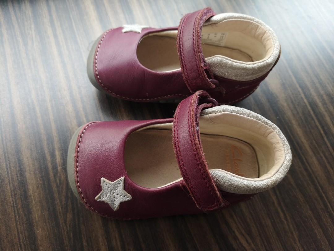 baby girl shoes clarks