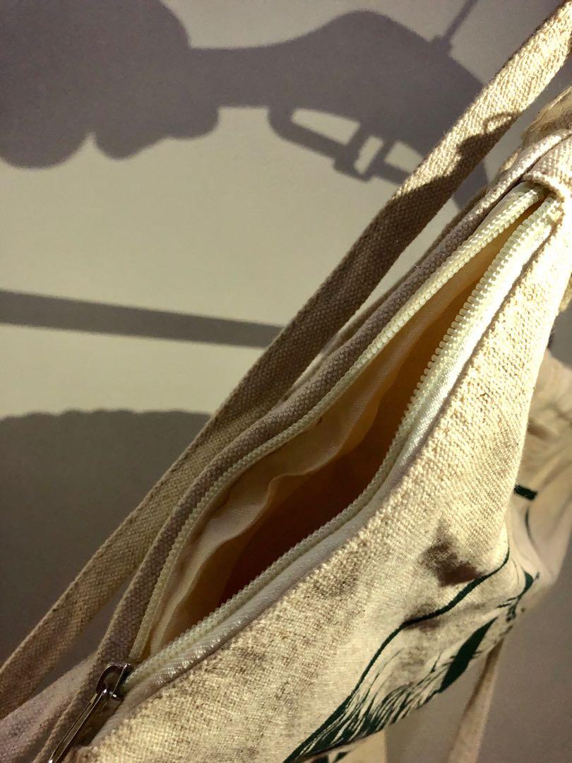 Clot Bag (Category: Handkerchief & Pocket Squares) located in Manila. Submitted by soyfresh (Listing ID 244853115, Image 3). Description: Clot Juice Store Promo Bag in perfect condition supreme wtaps brain dead stussy cdg sacai ambush yeezy fragment visvim.