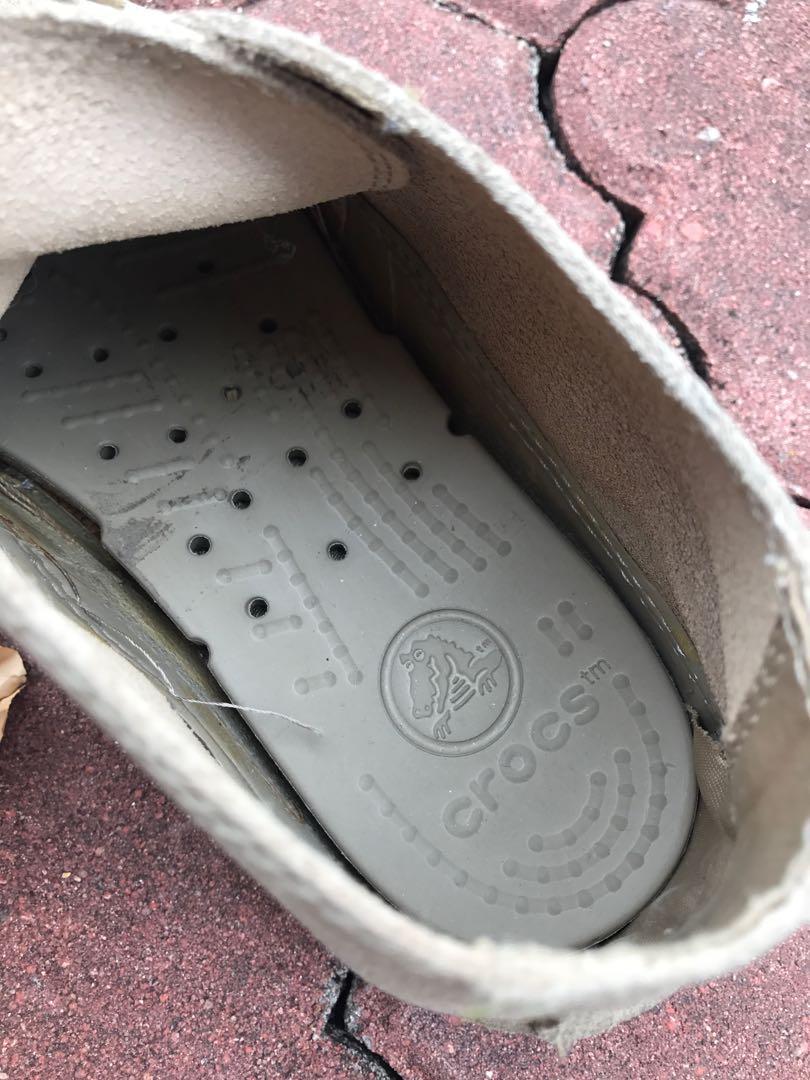 crocs thompson desert boot
