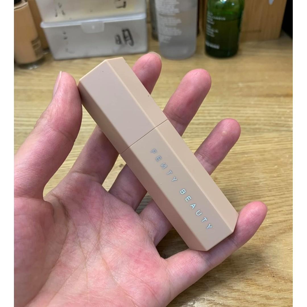 現貨 Fenty Beauty 修容棒修容膏match Stix Cream Contour Stick 美妝保養 其他美妝保養在旋轉拍賣