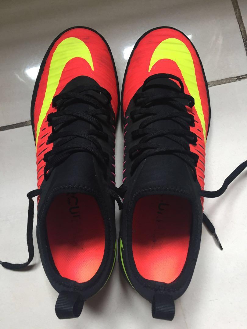 harga nike mercurial vapor