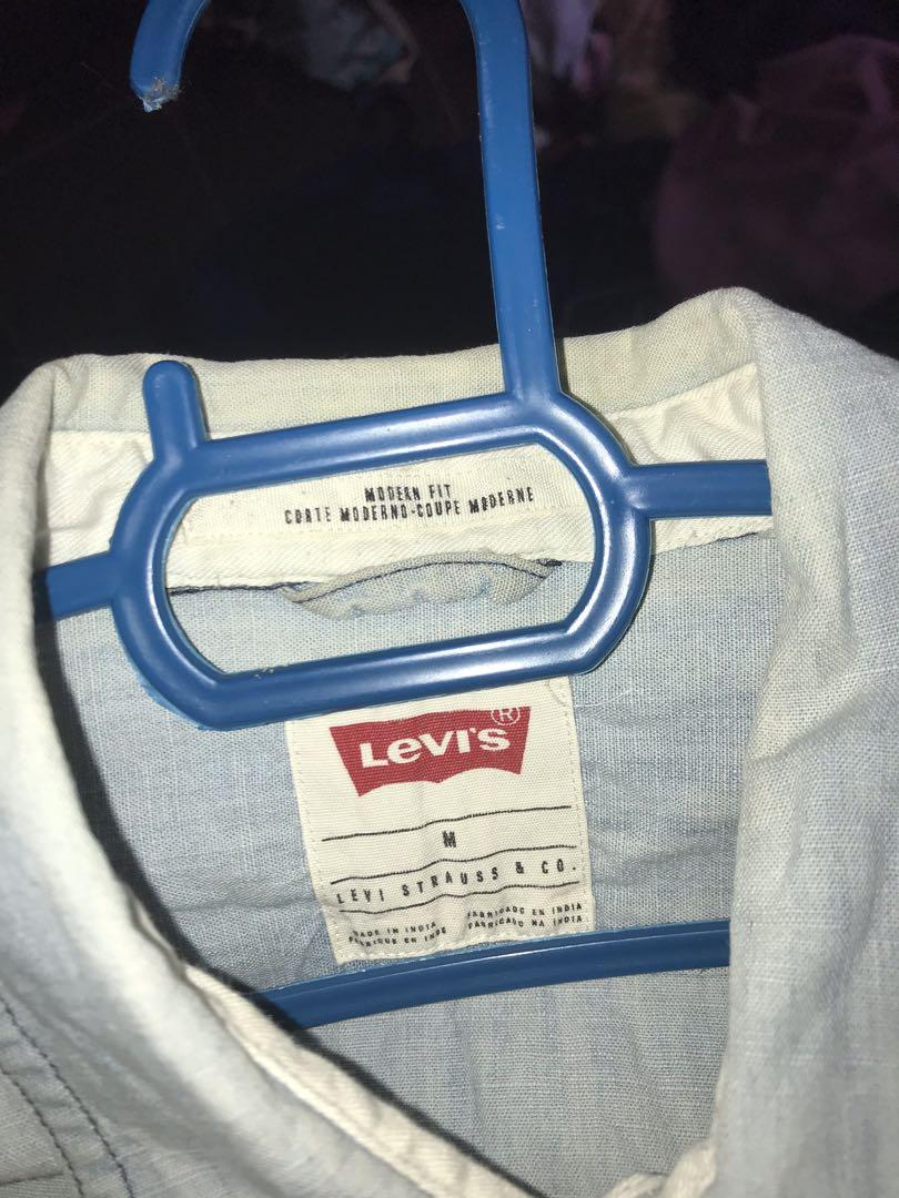 2015 Levis modern fit | corte moderno (As Is), Men's Fashion, Tops & Sets,  Formal Shirts on Carousell