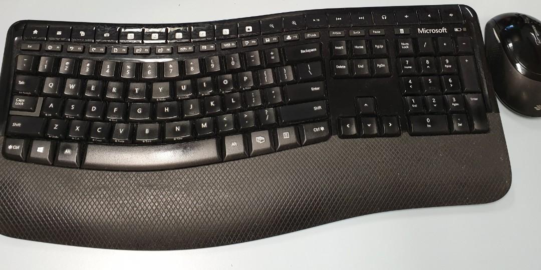 Microsoft Wireless Comfort Keyboard 5000 W Mouse Electronics