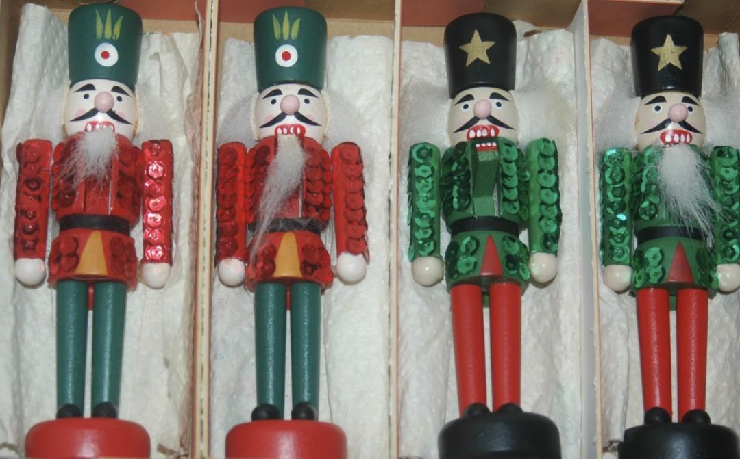Nutcracker Soldier Glittered Box of 4 (Category: Vintage Collectibles) located in Quezon City. Submitted by inxskolexion (Listing ID 244809378, Image 1). Description: Selling Box of 4 Nutcracker Soldier. Wood. In Glittered outfit. Box of 4, vintage collection. Measures 6 x 2 x 1.5 inches..