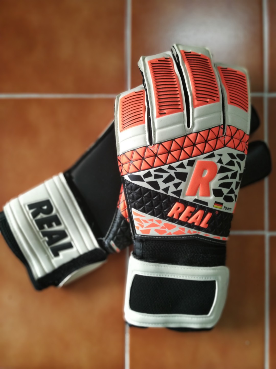 real gloves goalkeeper
