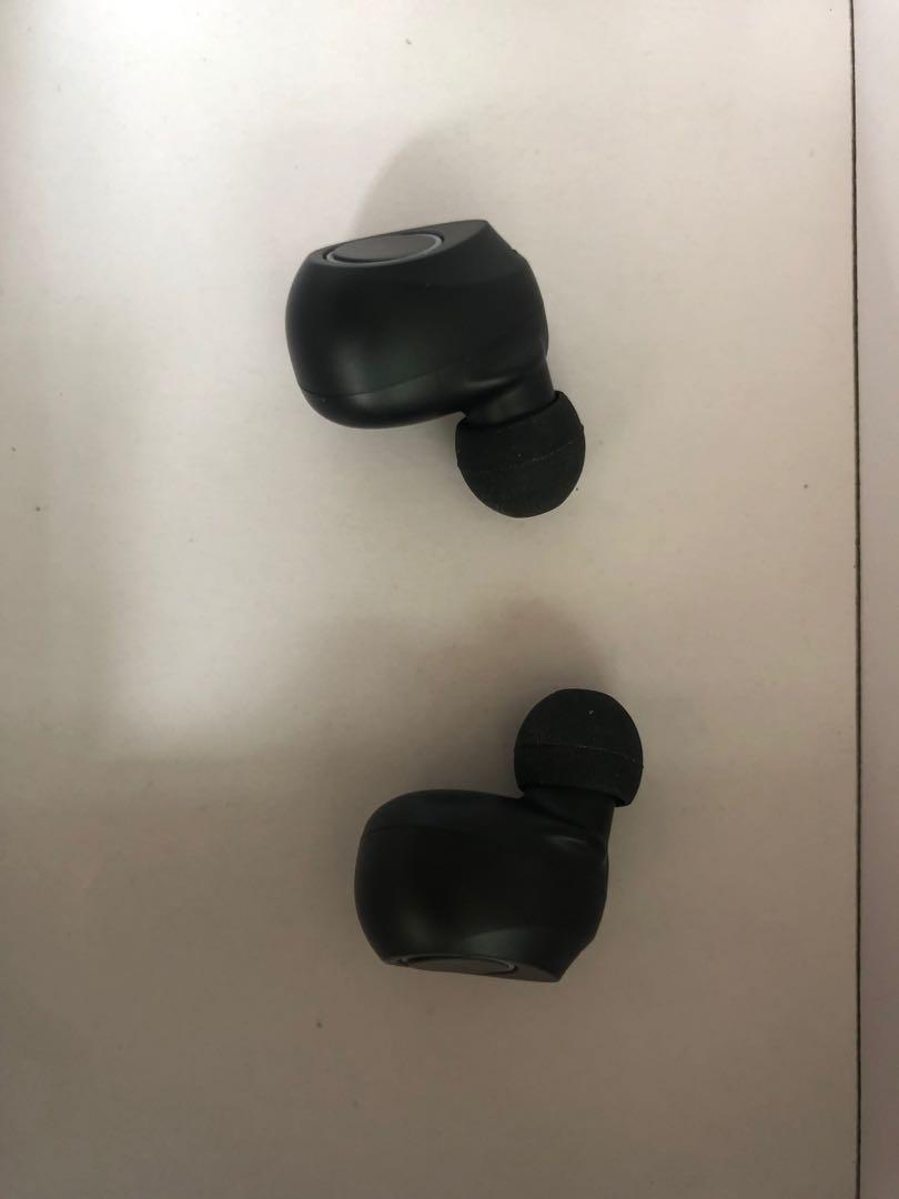 Zeakoc Bluetooth earpiece Audio Earphones on Carousell