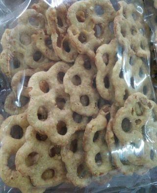 Kuih Sabah Food Drinks Carousell Malaysia