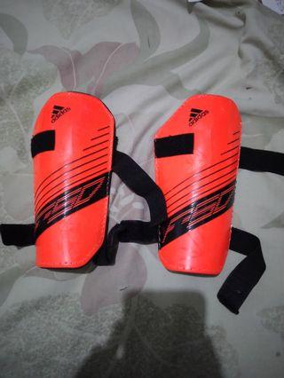 Decker kaki