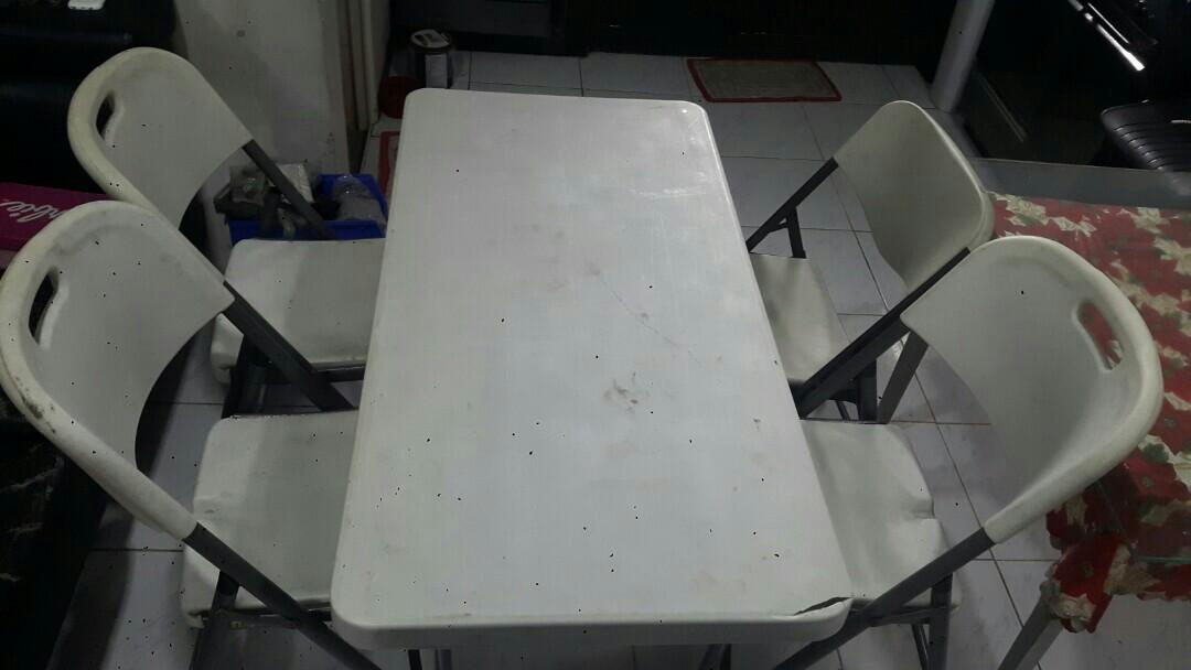 2nd Hand 1 Folding Table 4 Folding Chair On Carousell